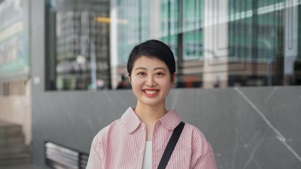 Yurie-Japanese-Stewardess-Top_Juuneed-Bottom_Juuneed-Bag_Marimekko-Sneakers_New_Balance-Socks_Marimekko-UNIFORM-08072025-5